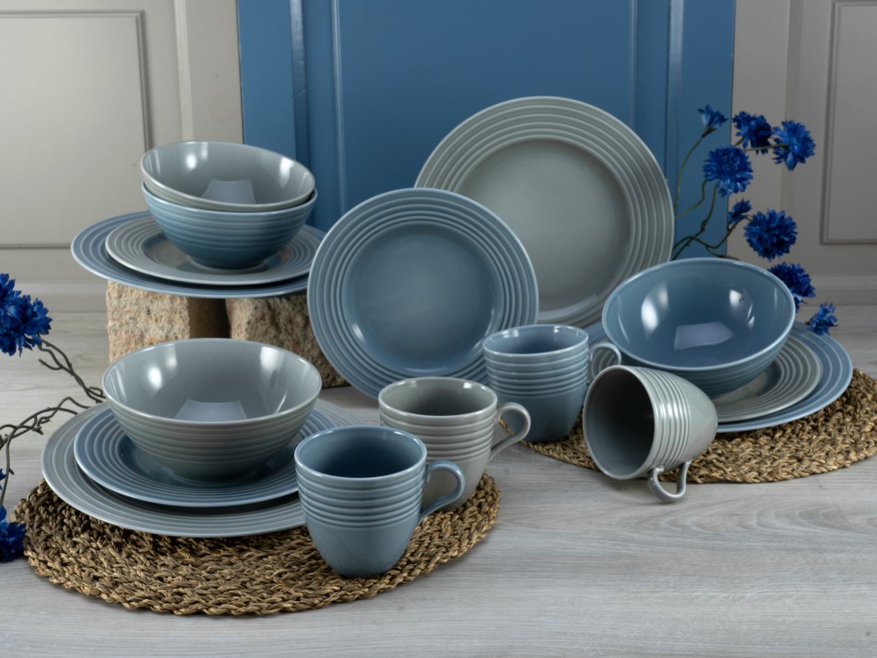 CreaTable Stripes colors Kombiservice 16 tlg