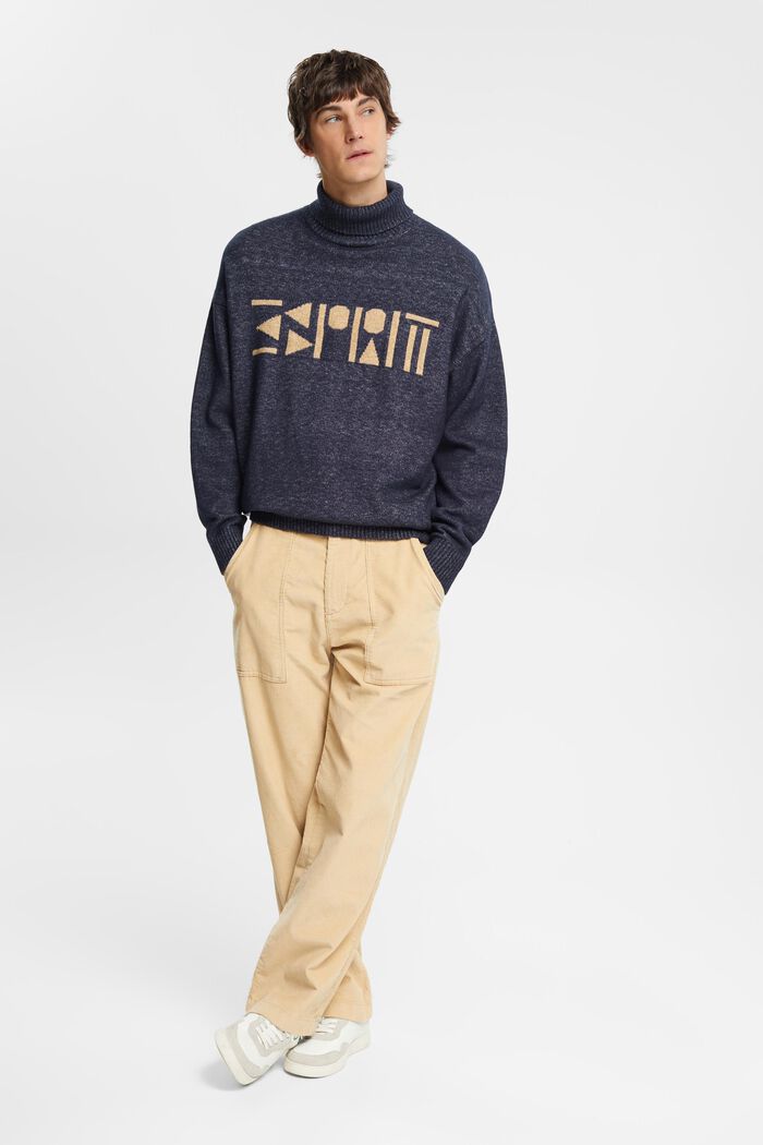Oversize-Rollkragenpullover mit Logo