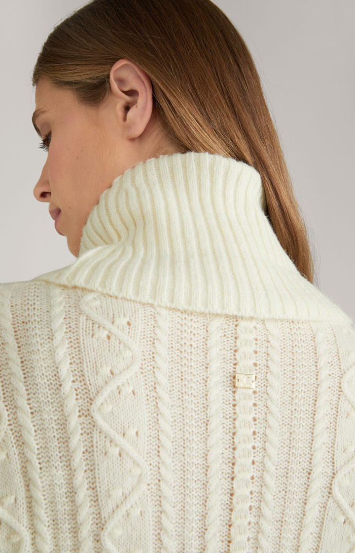 Rollkragen-Pullover in Creme
