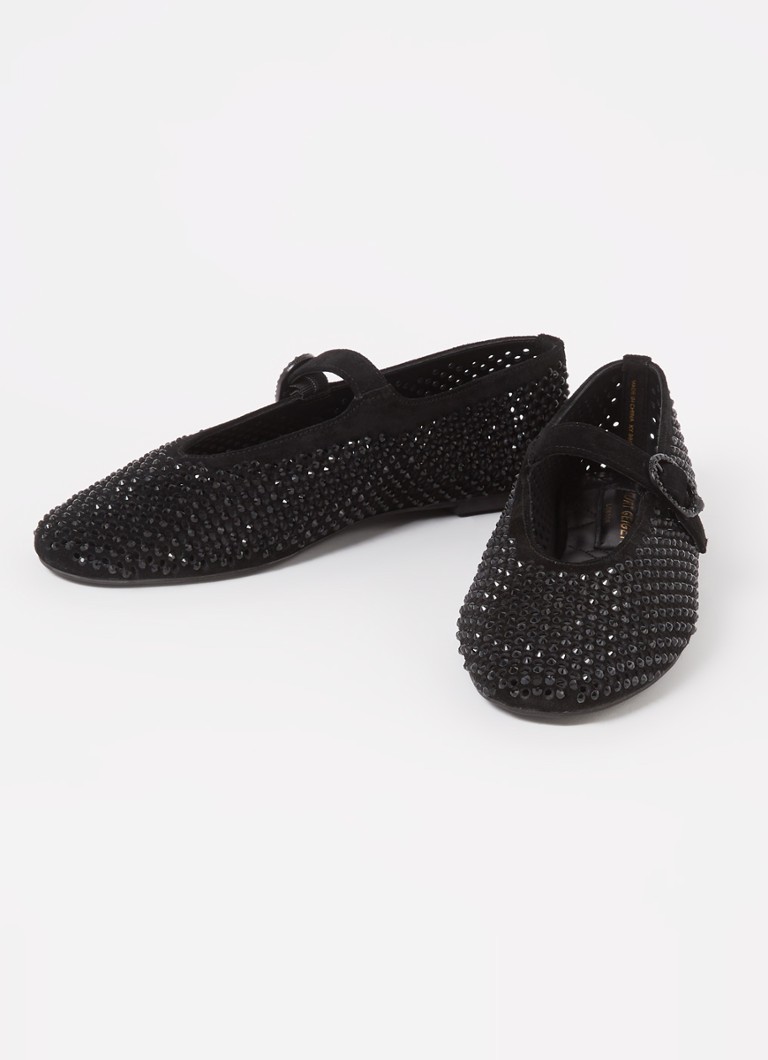 Kurt Geigerin Mayfair-mokkanahkaiset ballerinat strasseilla