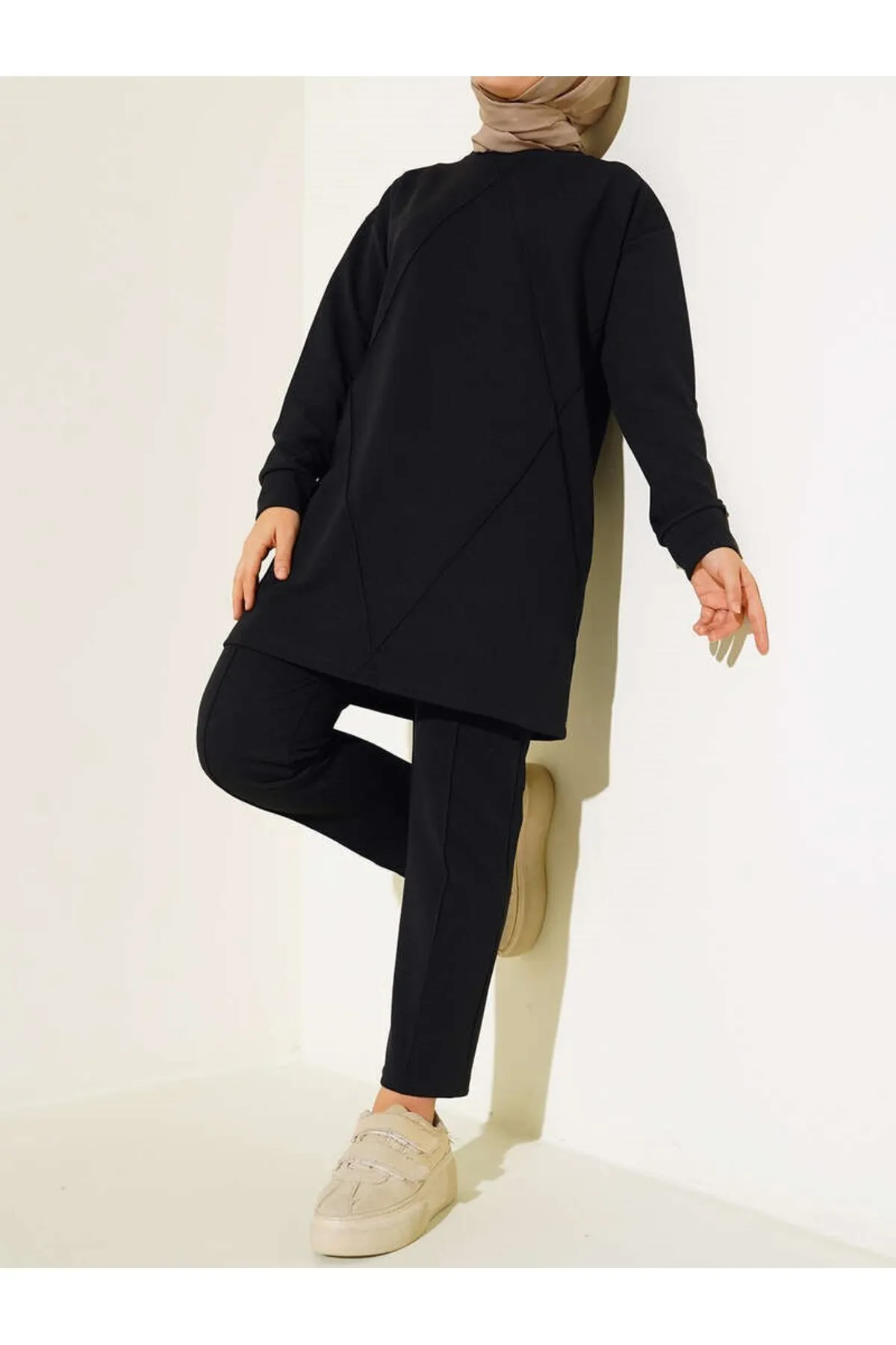 VOLT CLOTHİNG  Damen-Doppelanzug mit Çima-Muster