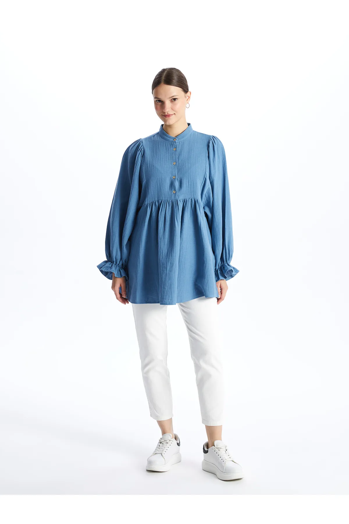LC Waikiki  Gerade geschnittene, langärmlige Oversize-Damentunika mit hohem Kragen