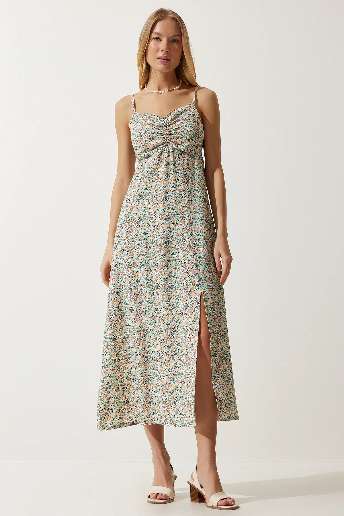 Happiness İstanbul  Cremegrünes Viskosekleid mit gemusterten Trägern für Damen, UB00236