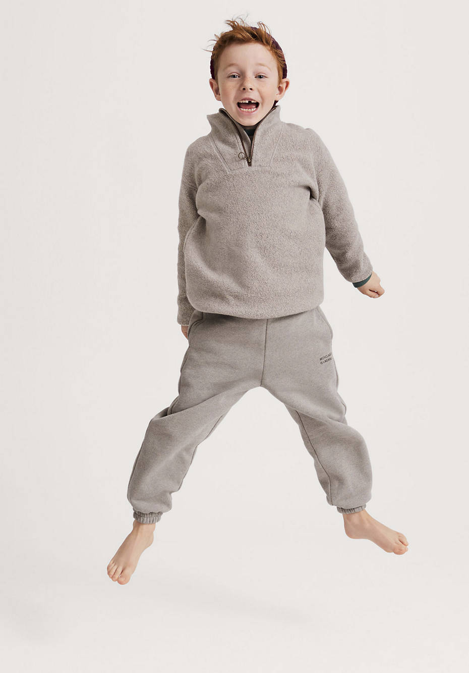 Fleece Sweater BetterRecycling aus reiner Bio-Baumwolle
