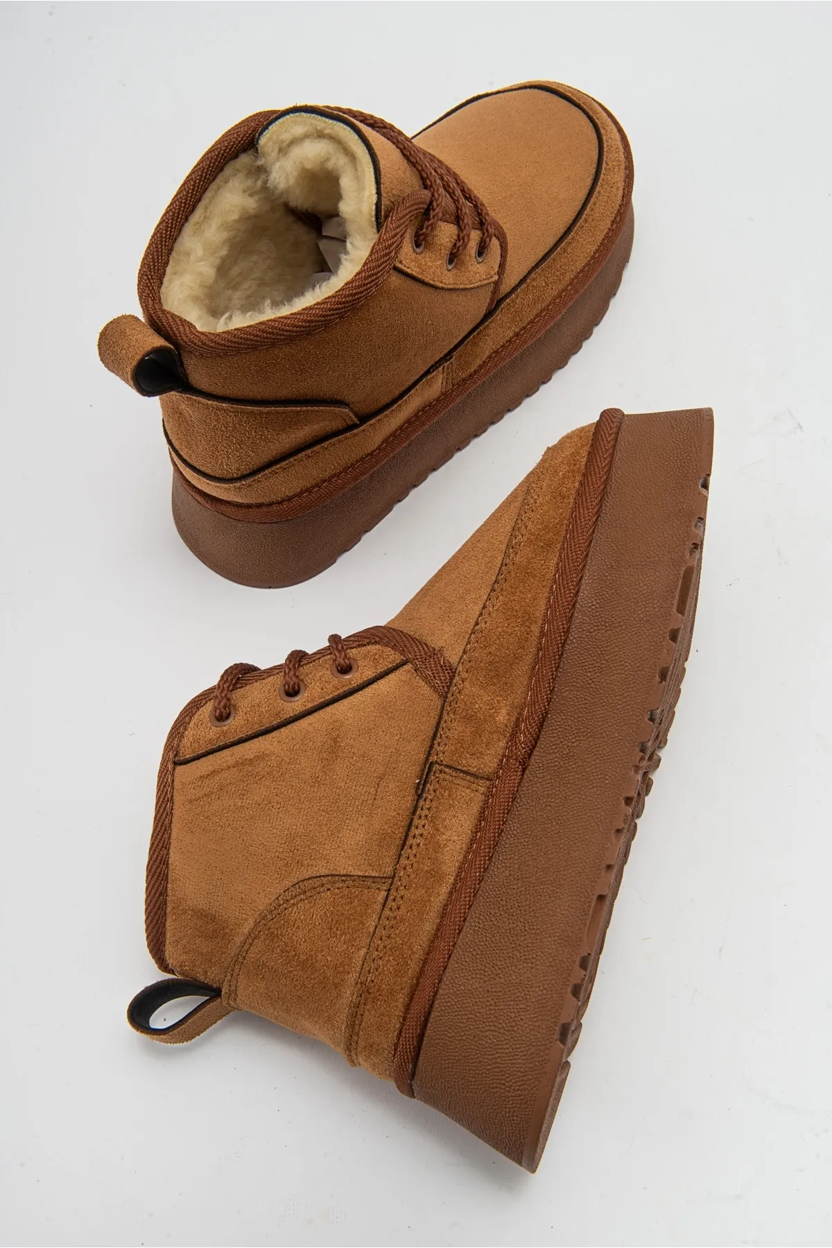LuviShoes  Ovela Tan Damen-Sportstiefel zum Schnüren mit dicker Sohle