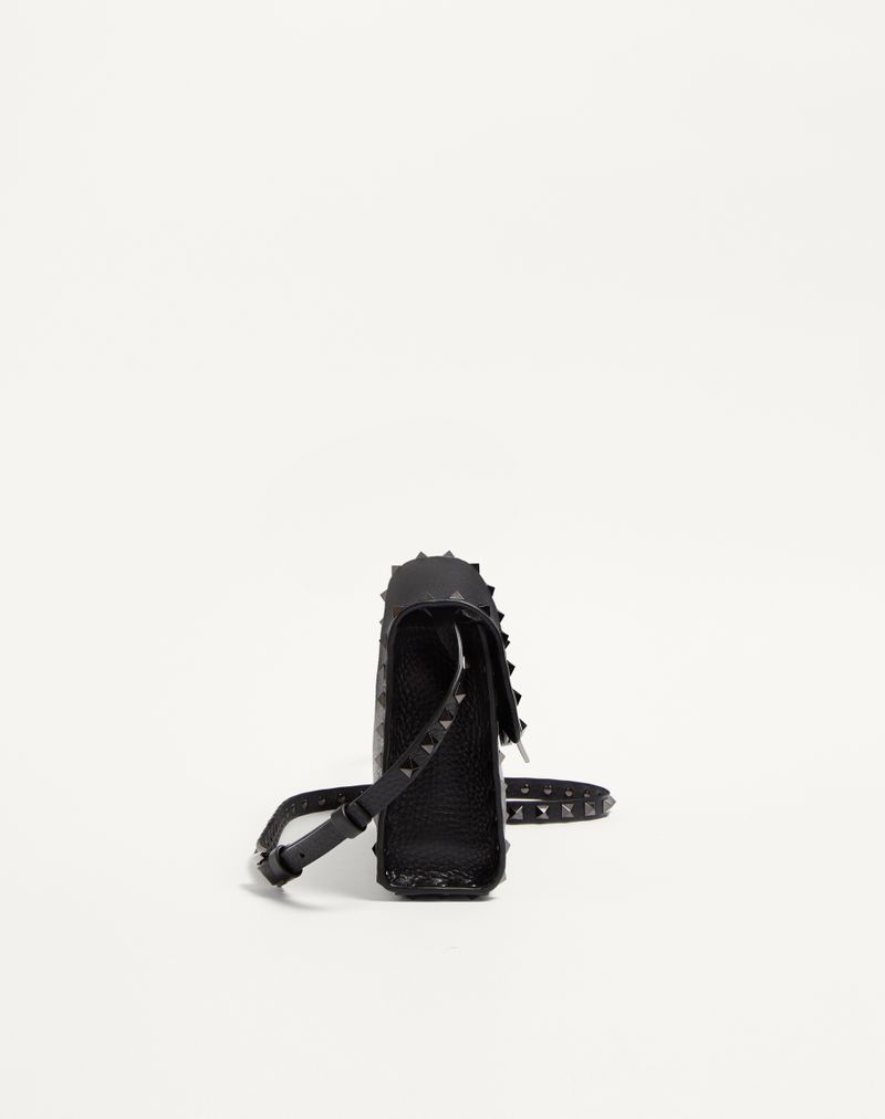 Rockstud lille skuldertaske i kornet kalveskind