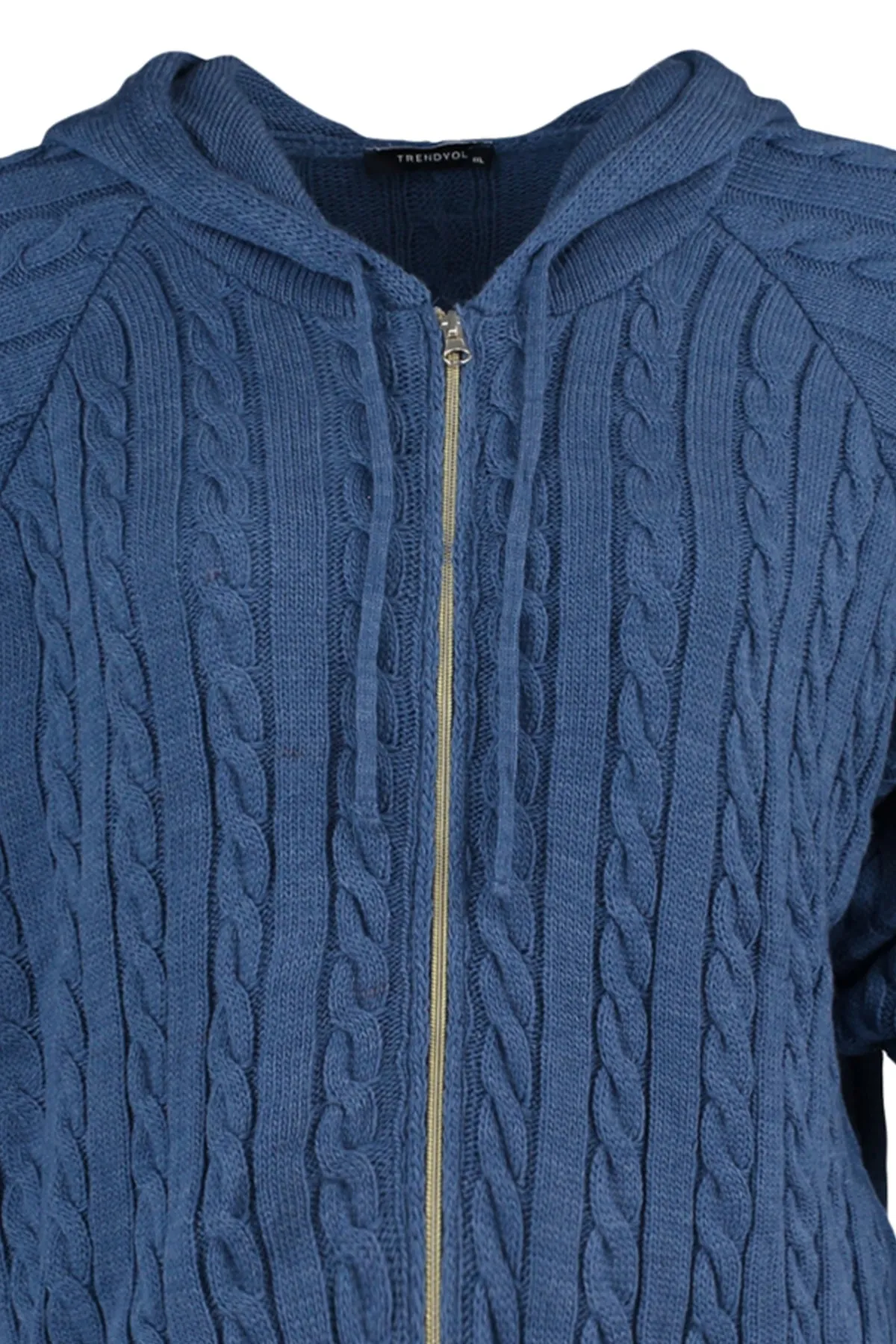 Trendyol Curve  Indigofarbener Strick-Cardigan mit Kapuze und Reißverschluss TBBAW23AV00051