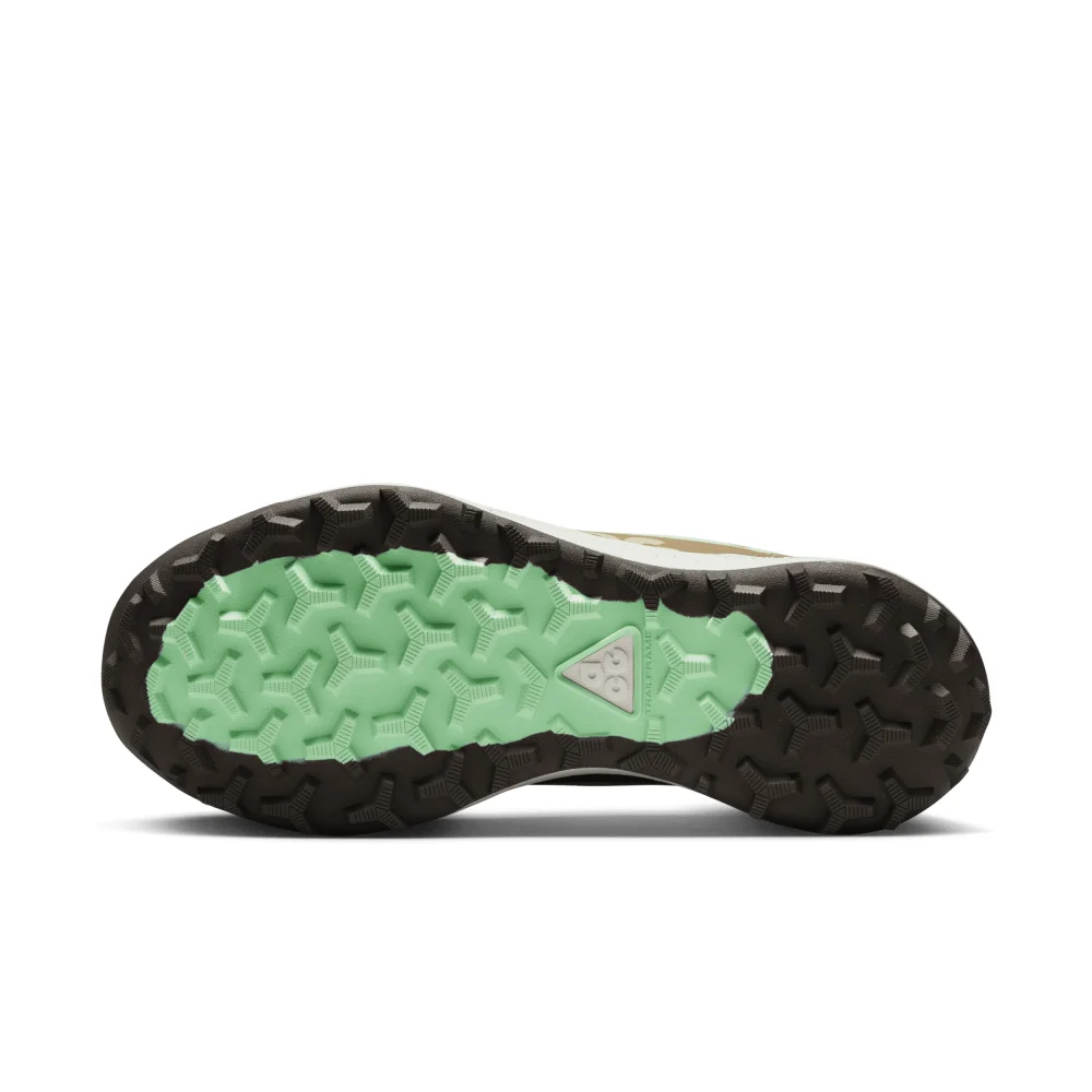 Nike ACG Lowcate DX2256-200 / braun