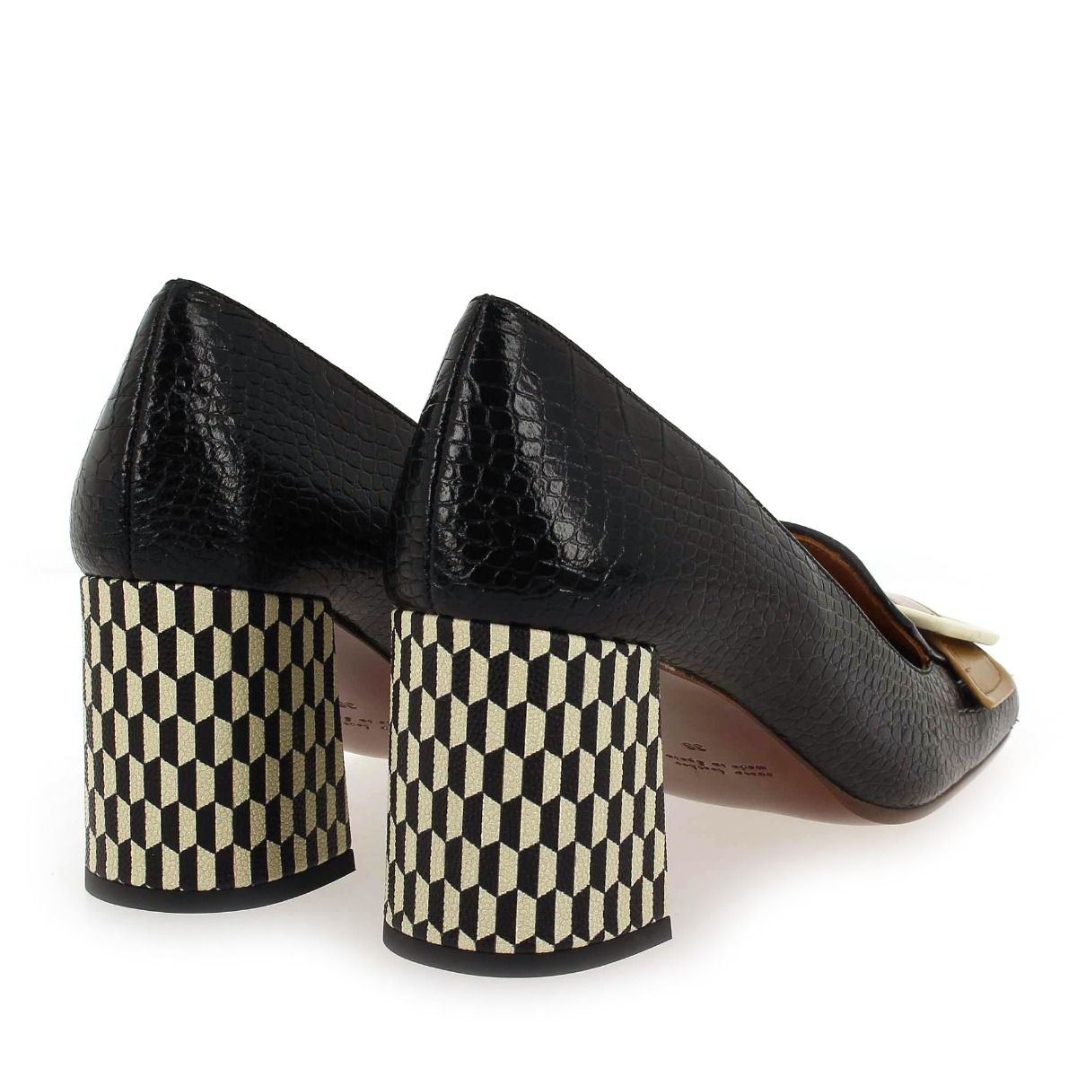 Chie Mihara  PEMA 43 - Noir Beige