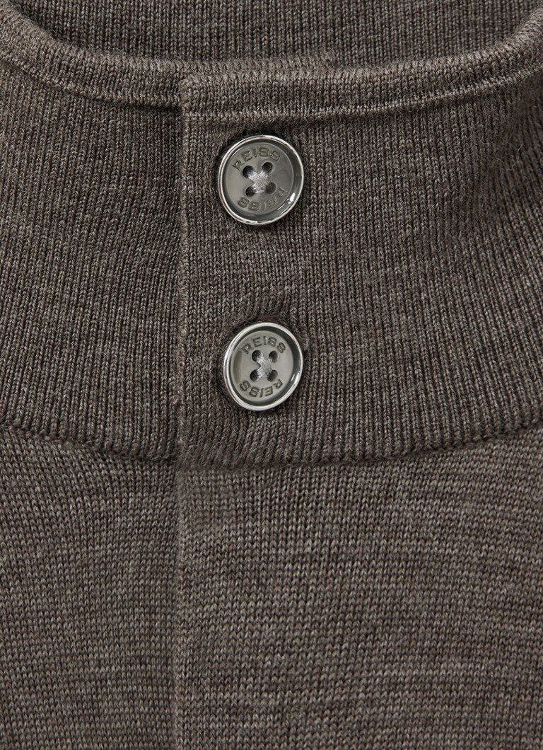 Vestă din lână fină de la Reiss Harlow.