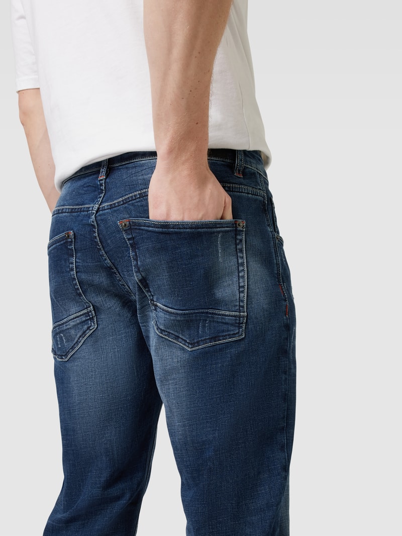 Straight Fit Jeans im Used-Look Modell 'David' in blau