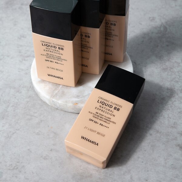 WHAMISA Organic Flowers Liquid BB BB Cream