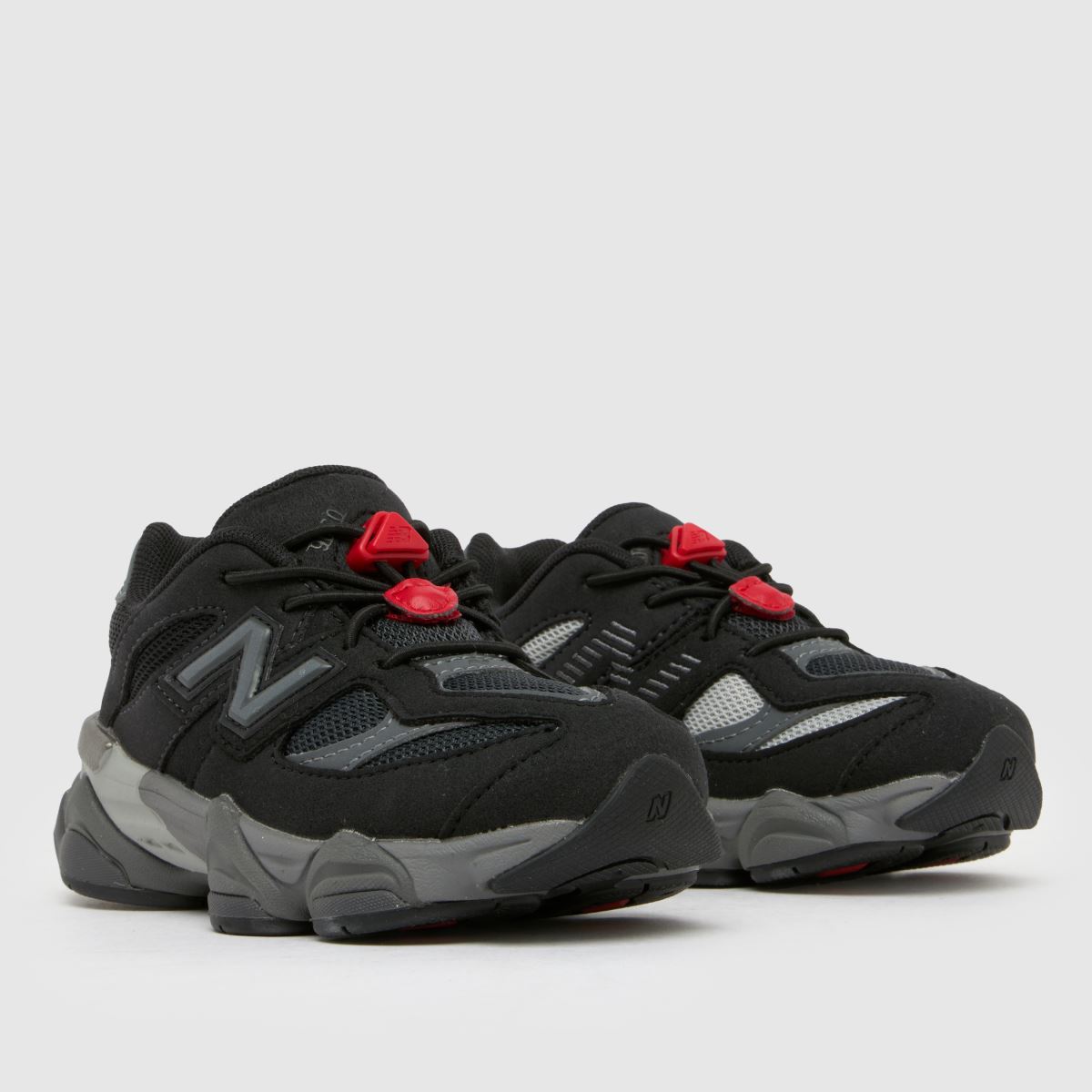 New Balance fekete és szürke 9060 kisgyermek cipő