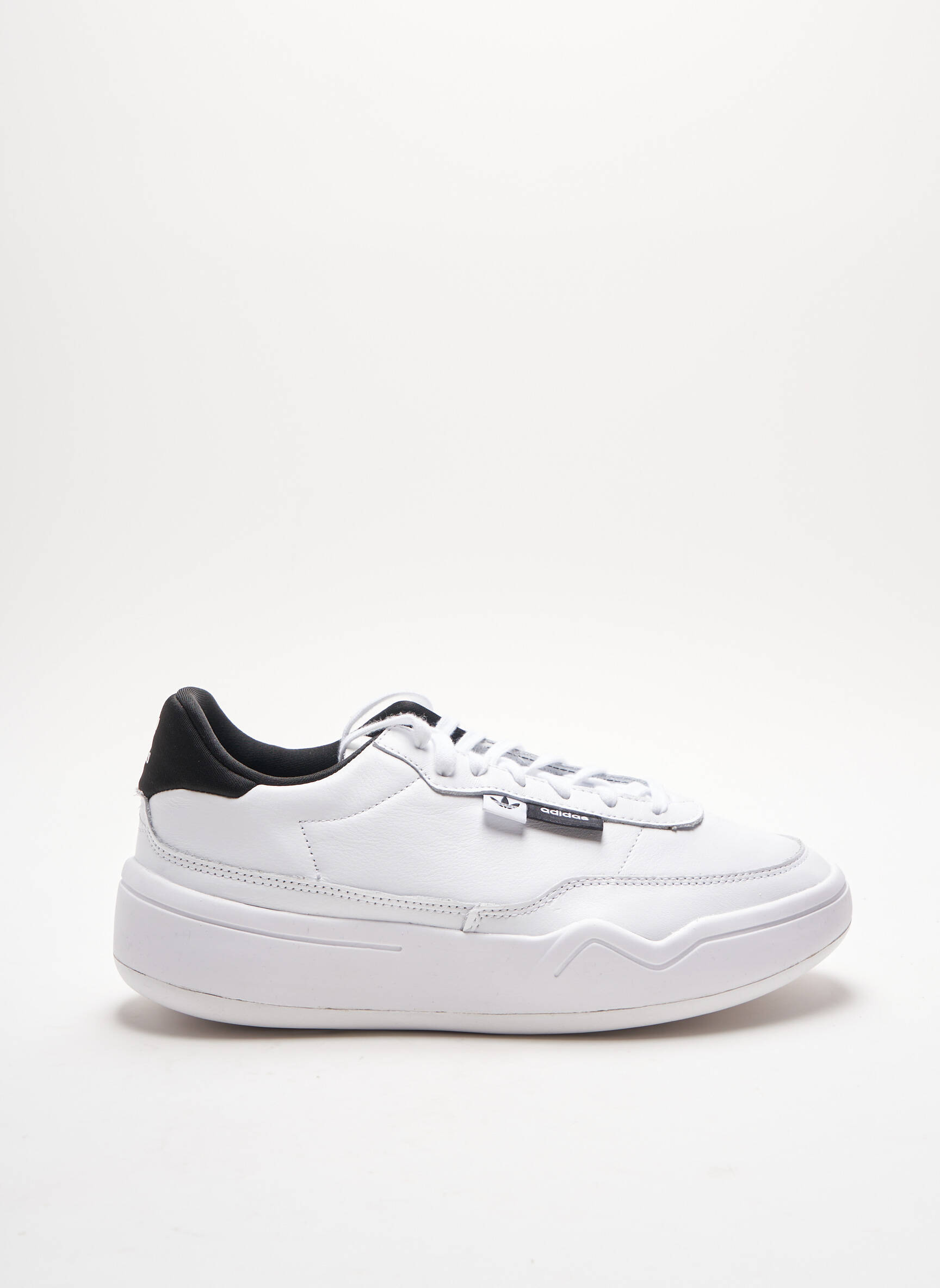 Adidas Baskets Femme couleur blanc