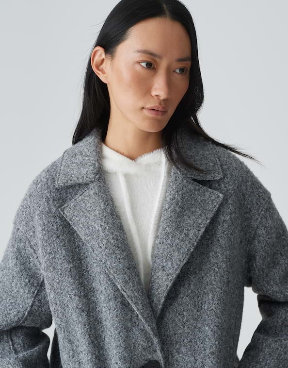 Oversize Mantel Hannie