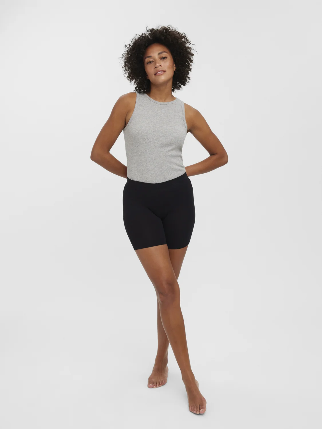 Vero Moda Petite VMMAXI BIKER 2PACK - Pantalones cortos