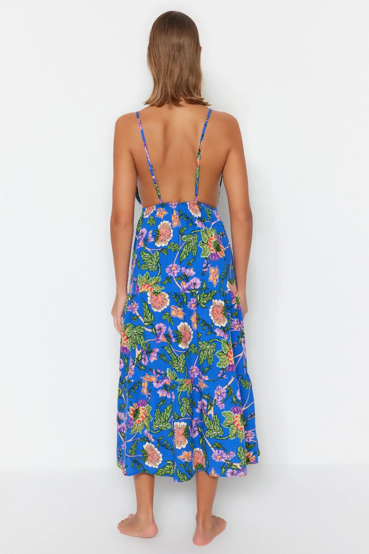 Trendyol Collection  Gewebtes Maxi-Strandkleid zum Binden mit Blumenmuster TBESS23EL00146