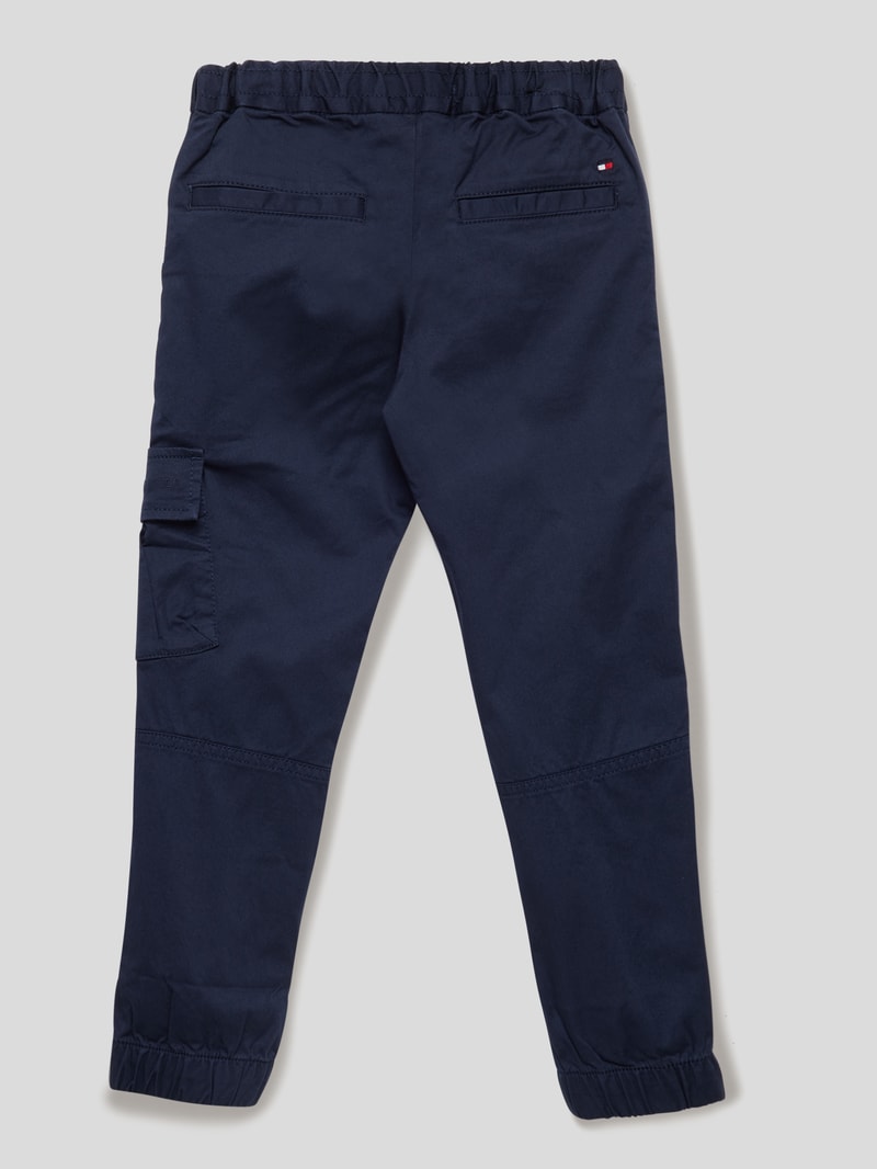 Straight Fit Stoffhose mit Pattentasche in marineblau