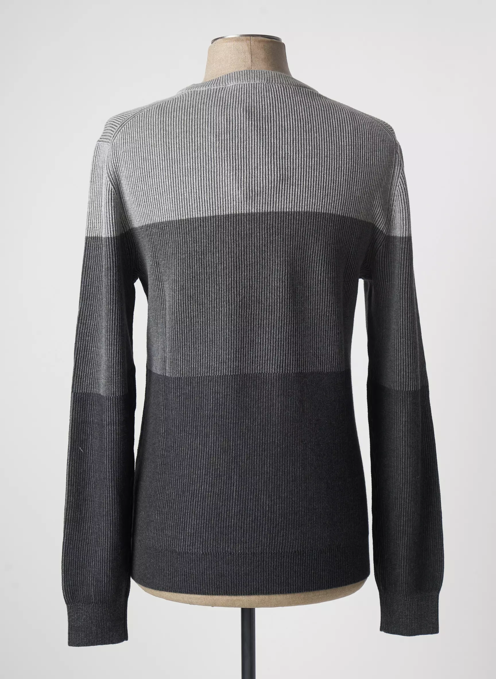 Pierre Cardin Pulls Homme couleur gris
