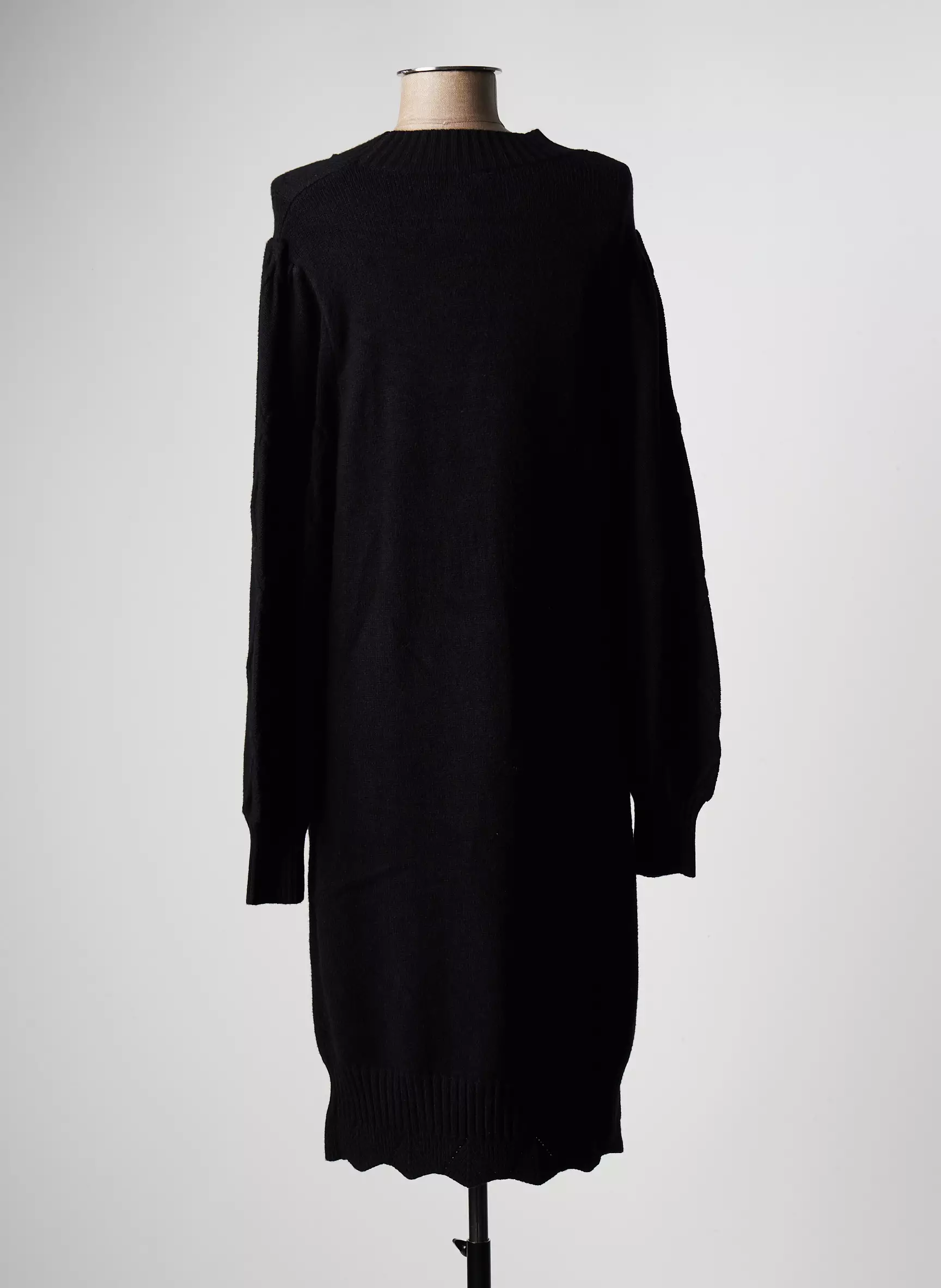 K Design Robes Pulls Femme couleur noir