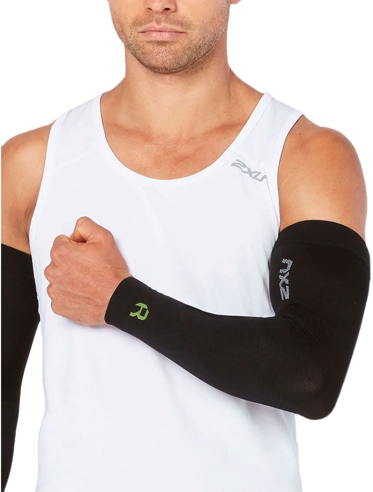 2XU Recovery Flex Compression - Armlinge kaufen | Bike-Discount
