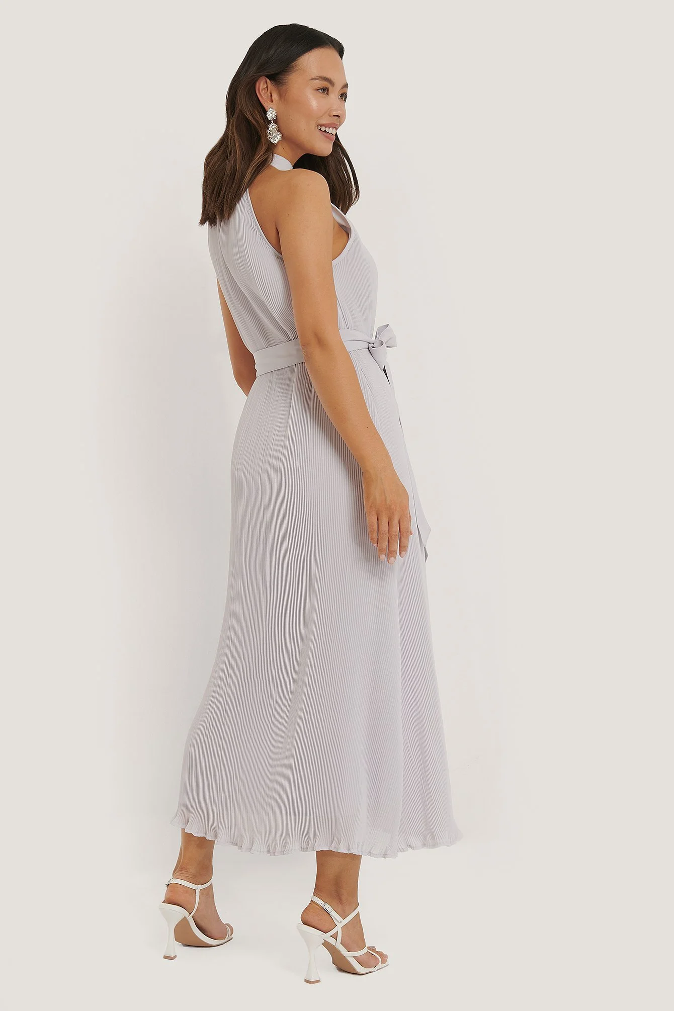 Faltenkleid Mit Neckholder