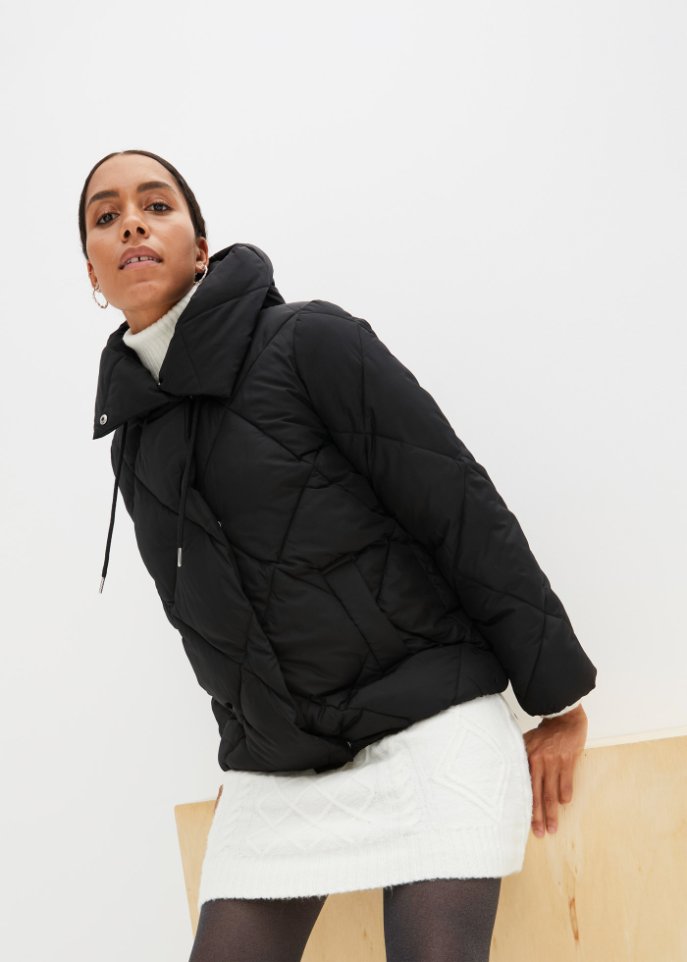 Steppjacke mit Kapuze
