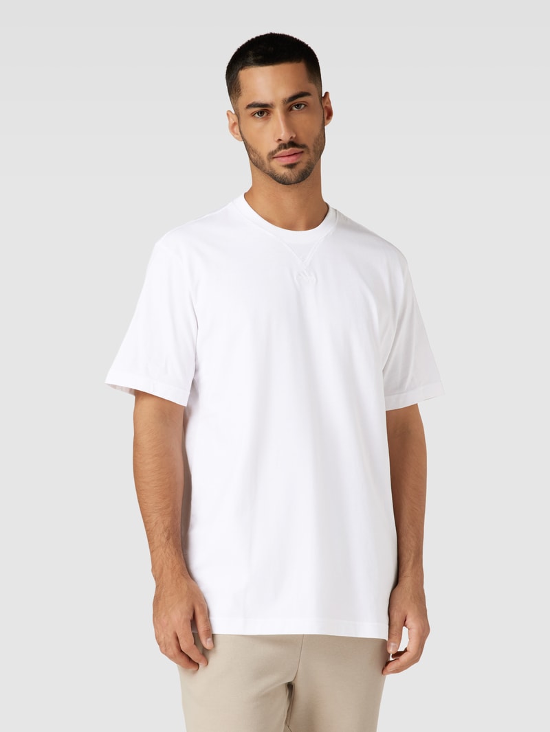 T-Shirt mit Rundhalsausschnitt und Label-Stitching in weiß