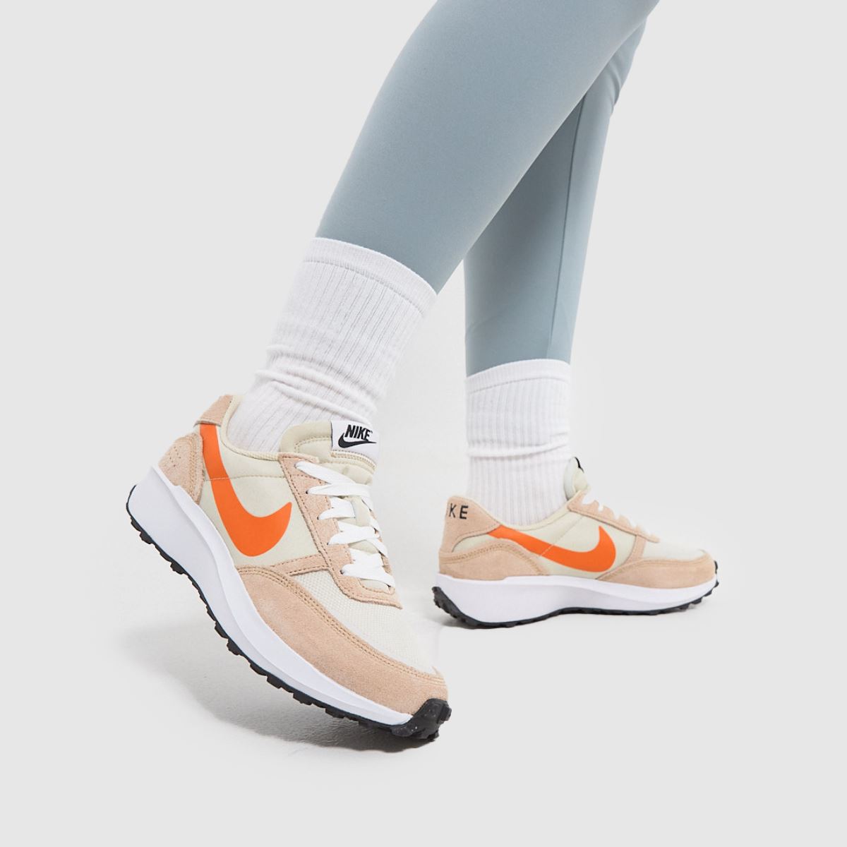 Nike – Våffeldebut – Beige flerfärgade sneakers