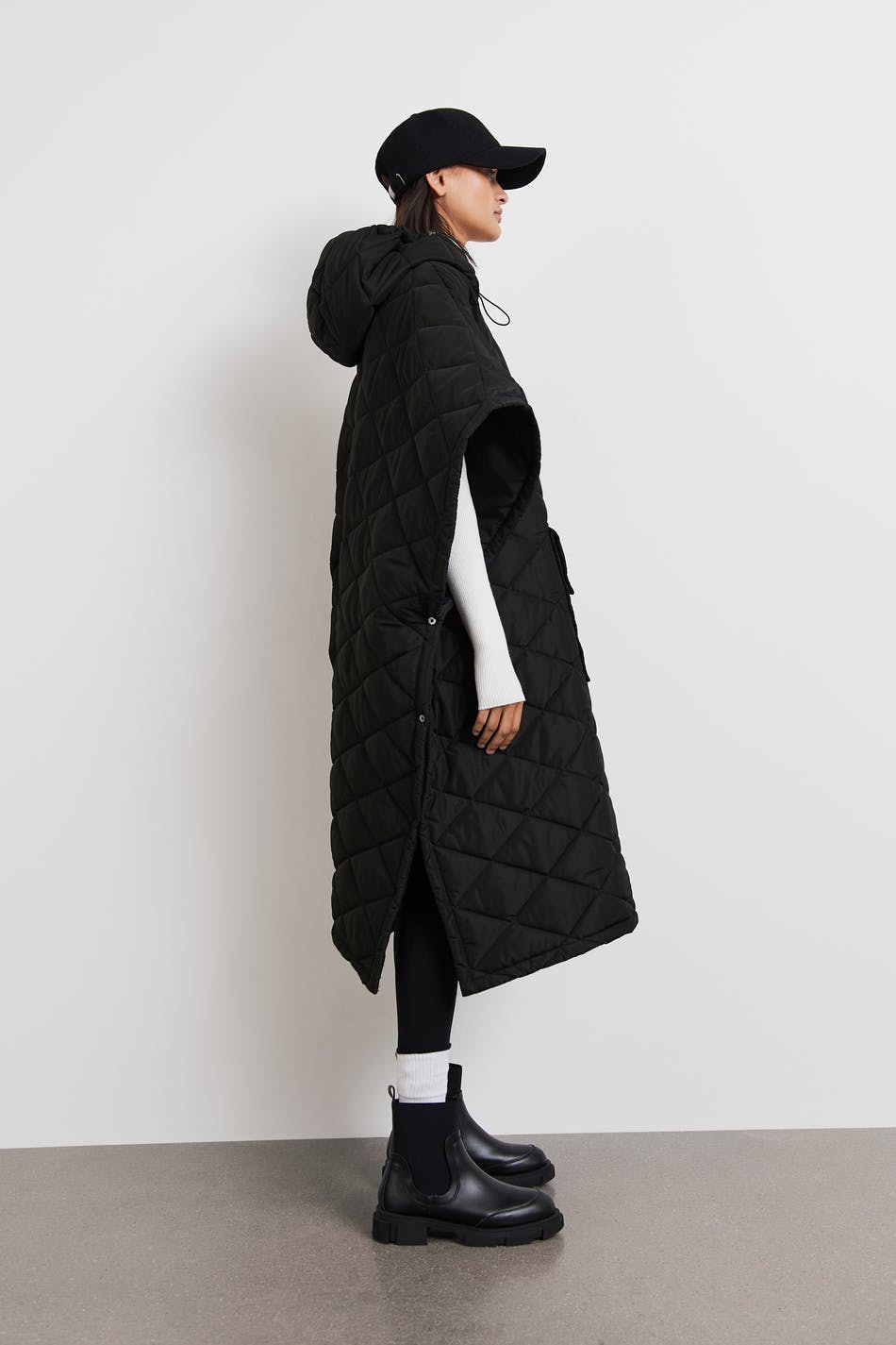 Bea quilted cape