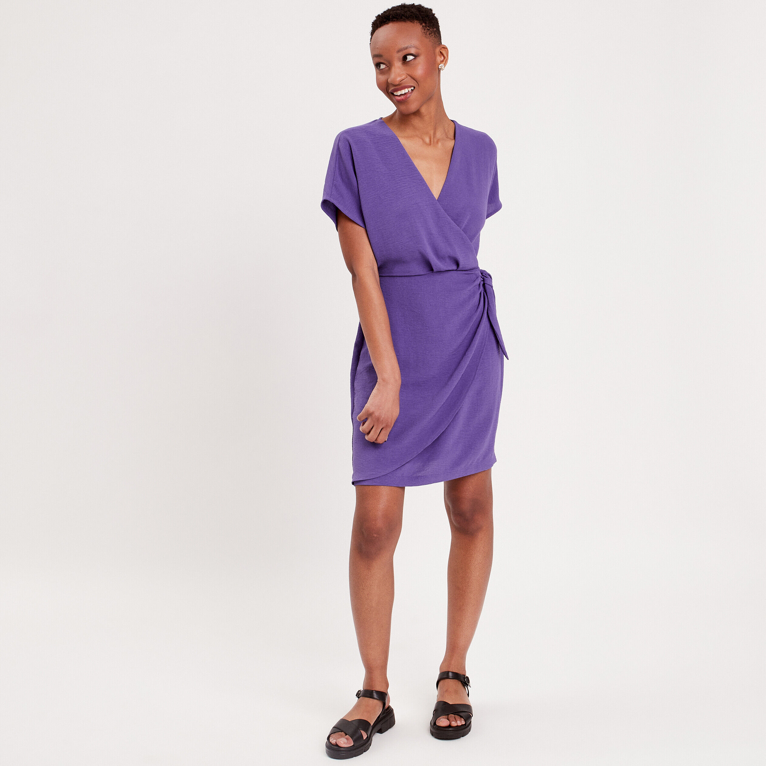 Robe portefeuille avec noeud violet foncé femme | Cache Cache