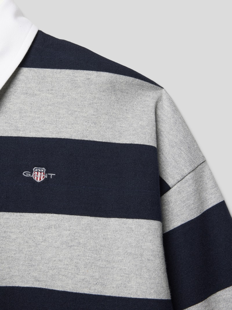 Longsleeve mit Streifenmuster in blau