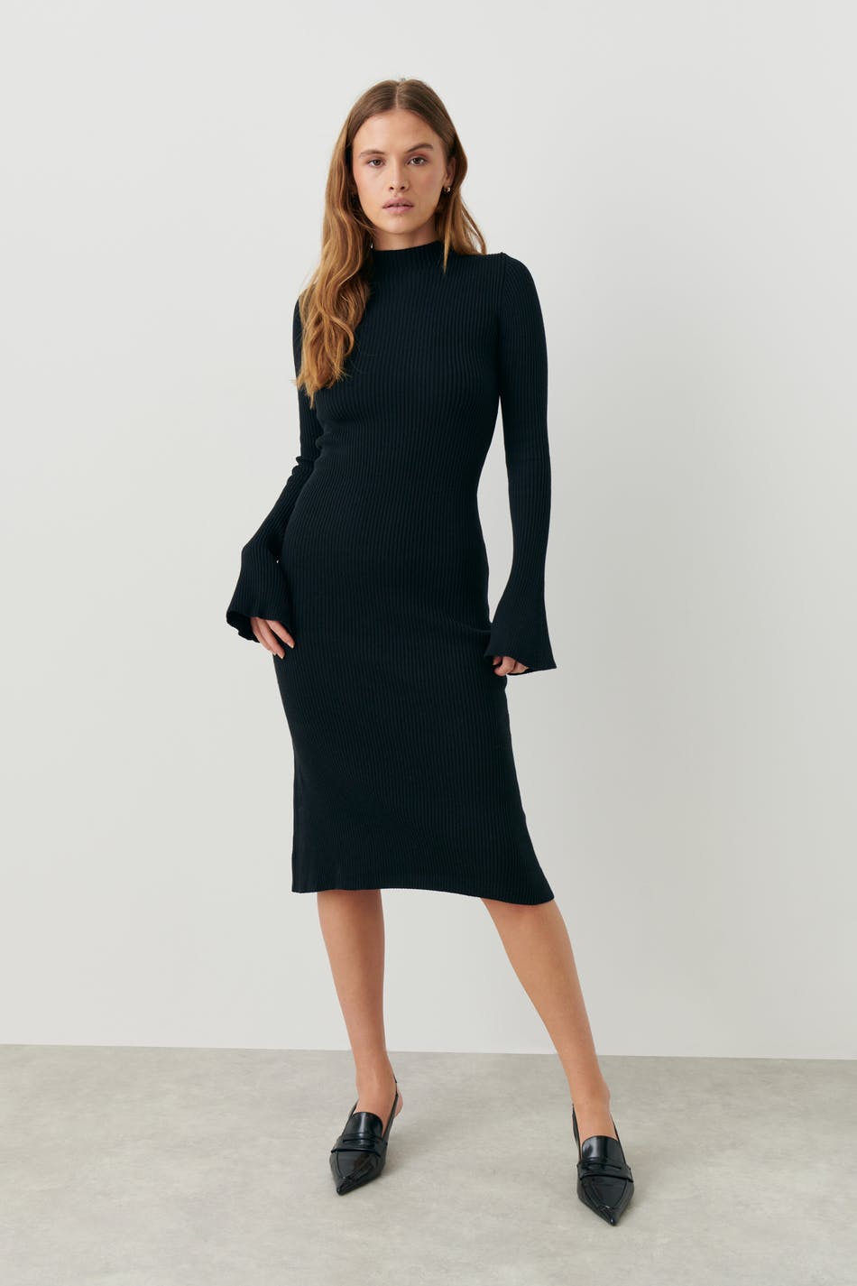 Midi knitted dress