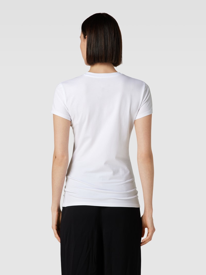 T-Shirt mit V-Ausschnitt in weiß