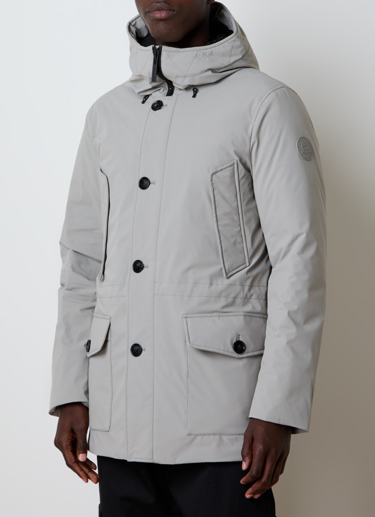 Woolrich Arctic stepēta parka ar dūnu pildījumu un kapuci