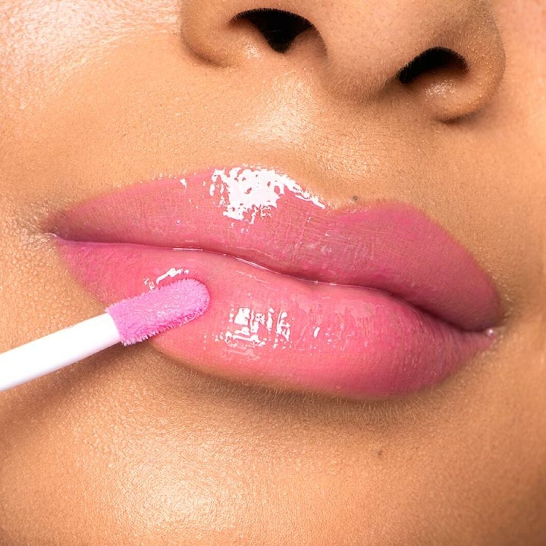 Catrice Volumizing Tint & Glow Gloss teinté volumateur 010 Soyez radieuse !
