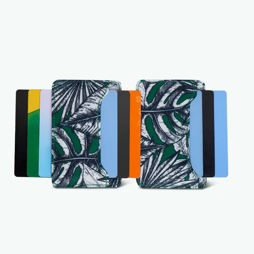 Green Leaning Tower of Pisa card holder