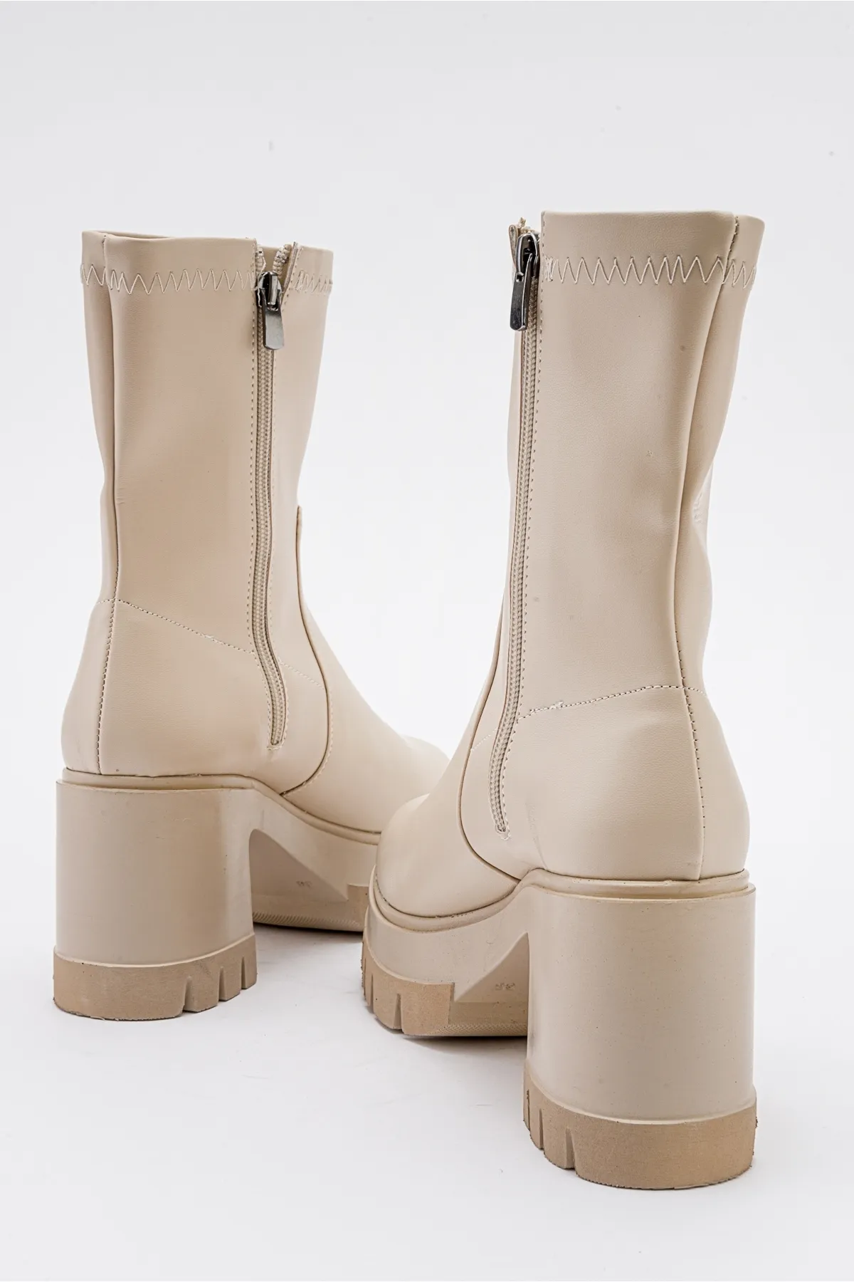 LuviShoes  TARTLE Beige Leder-Damenstiefel mit Plateau-Absatz