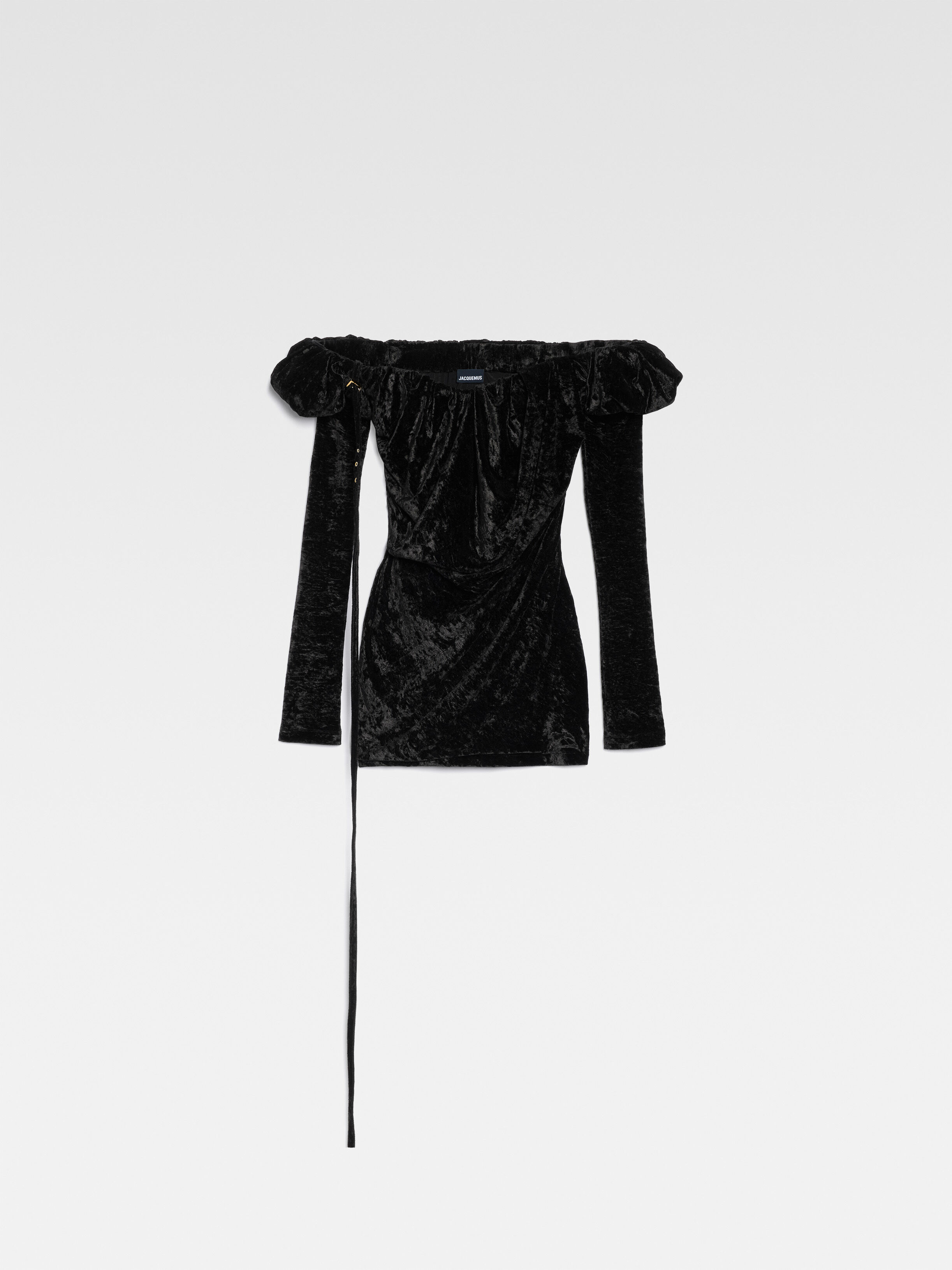 La robe velours courte