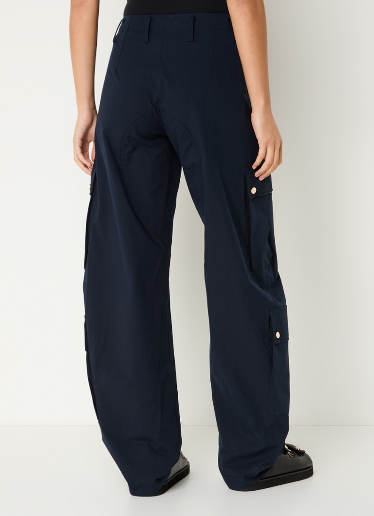 Pantaloni cargo a vita alta e gamba dritta di Maje con tasche a patta.