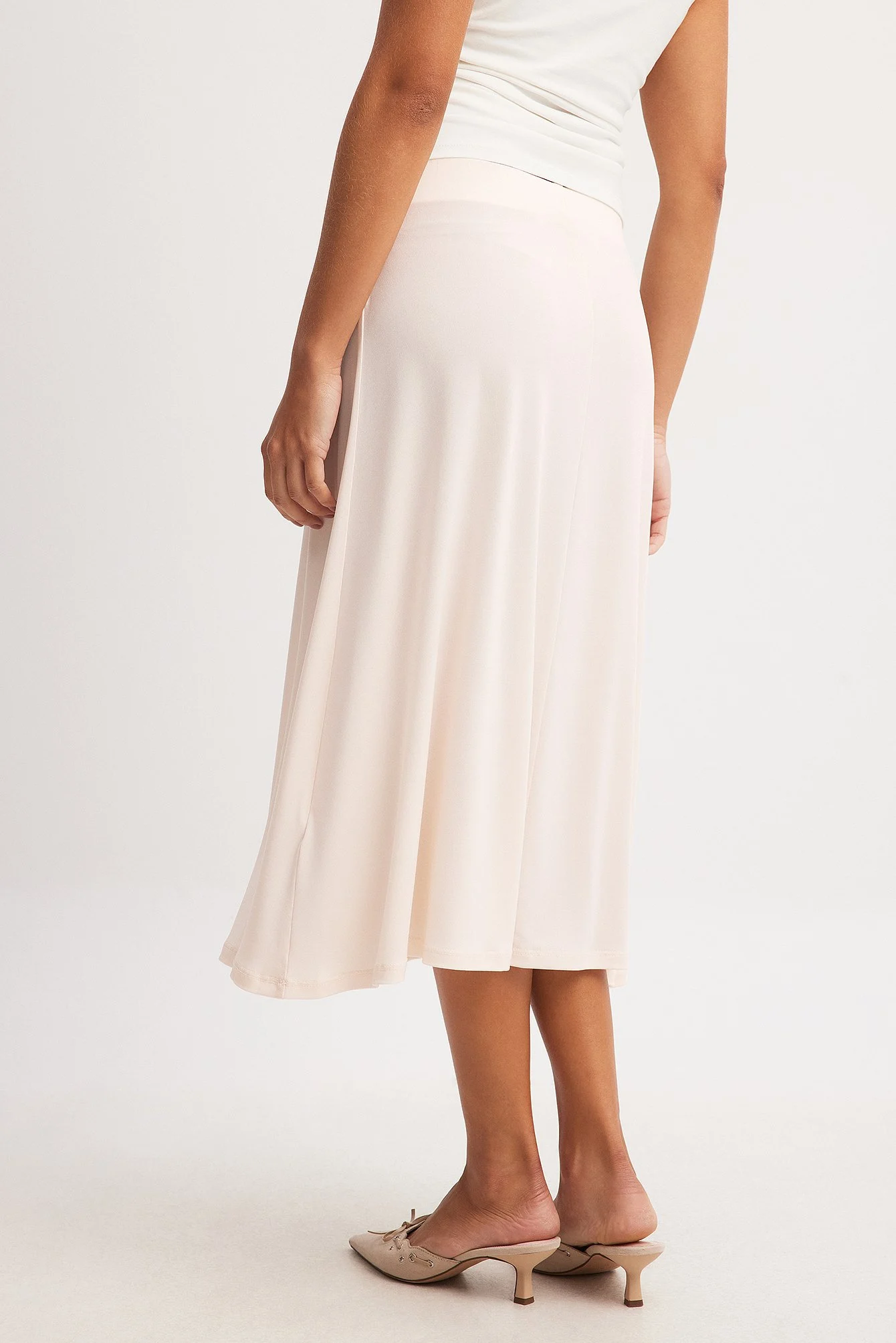Flowy Midi Skirt