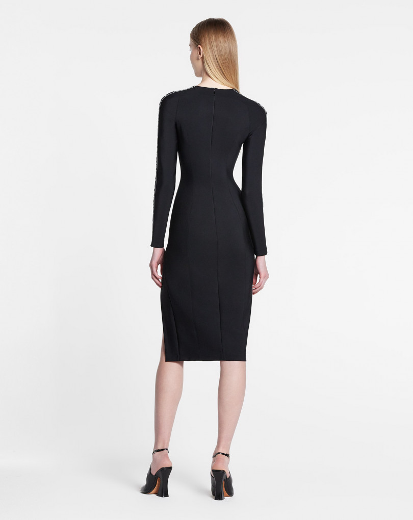 ROBE AJUSTÉE