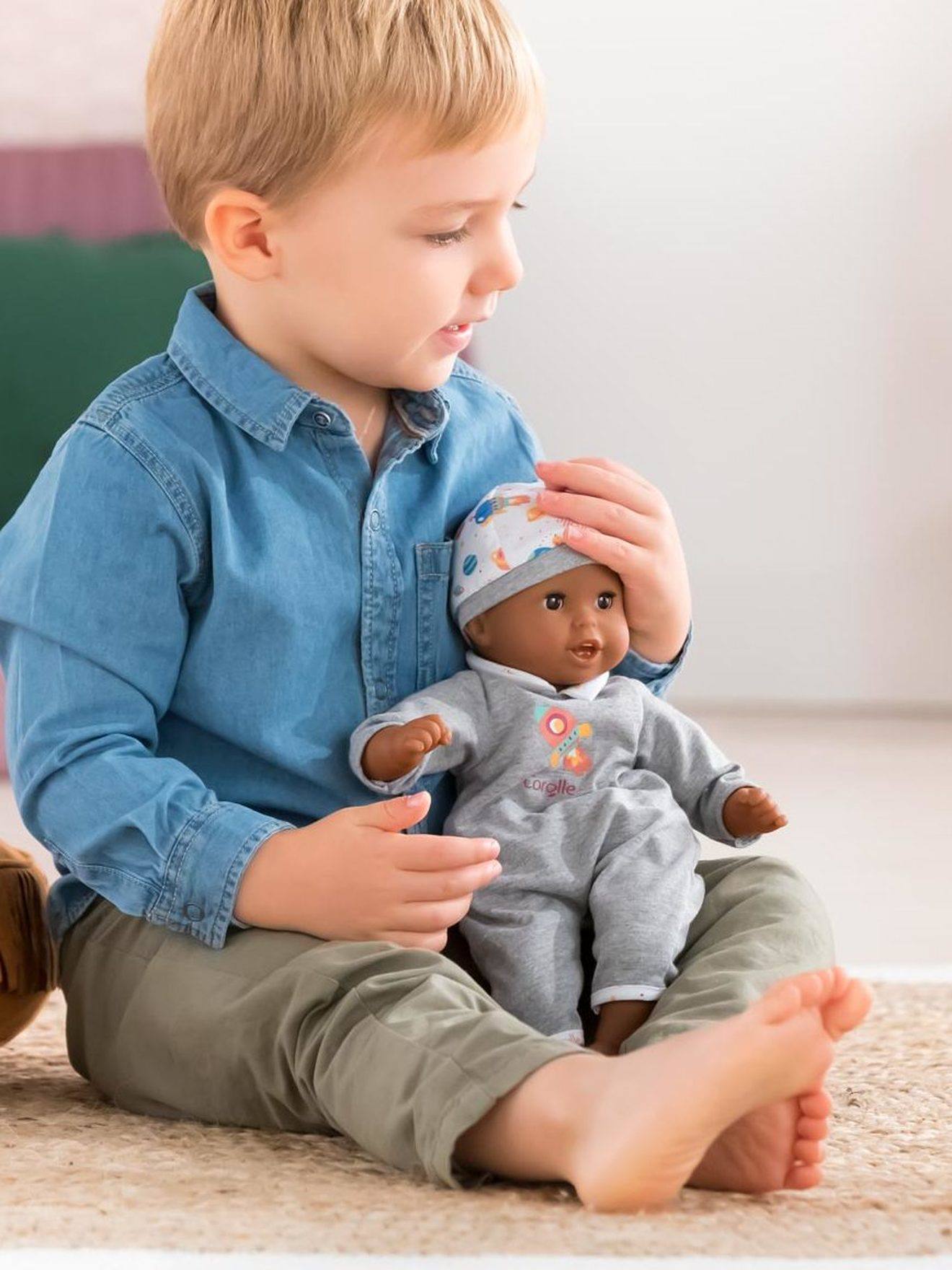 Poupée Bébé câlin Marius COROLLE gris