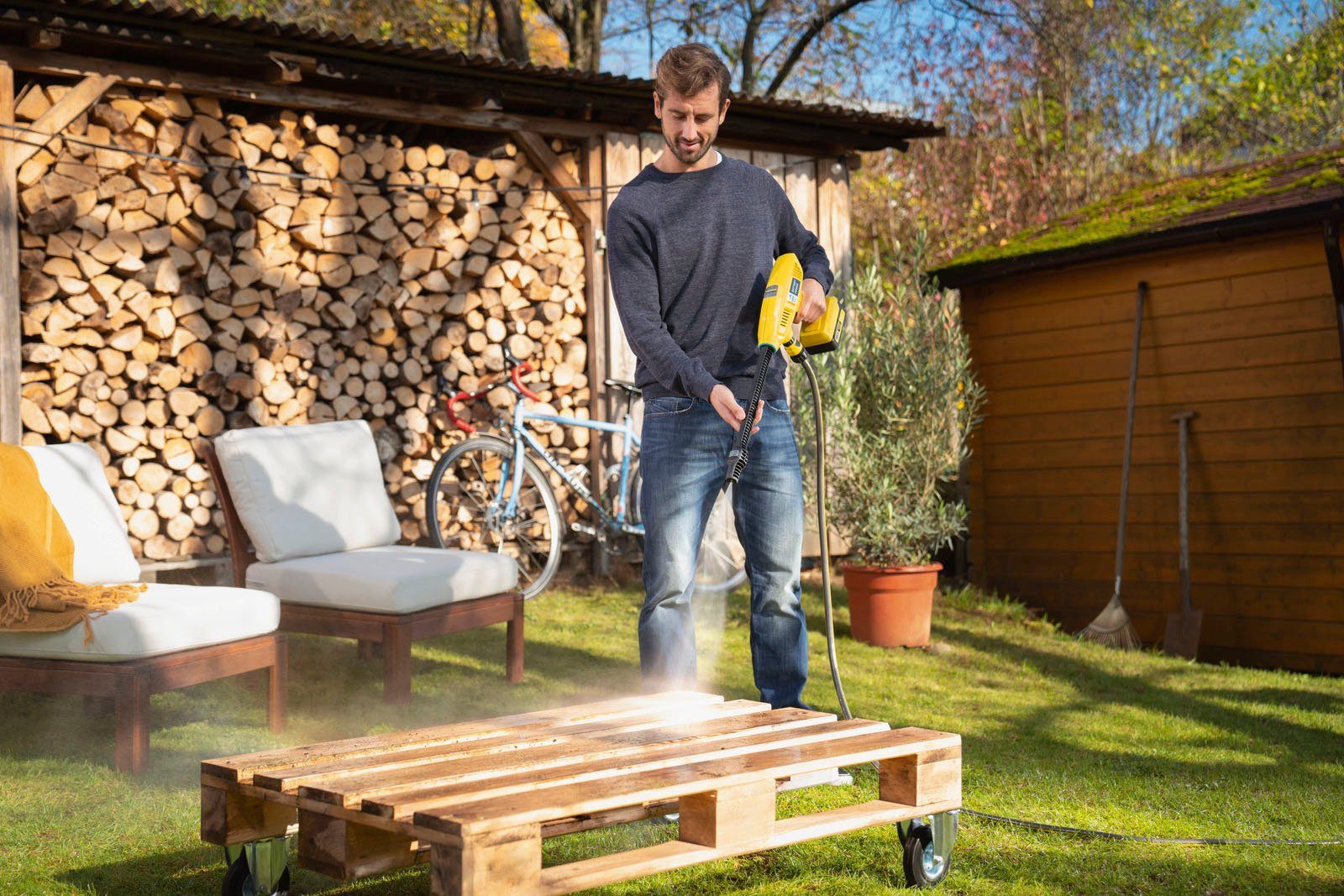 KÄRCHER Akku-Druckreiniger Handheld Cleaner KHB 4-18, Quick Connect, 21 bar Druck, ohne Akku und Ladegerät