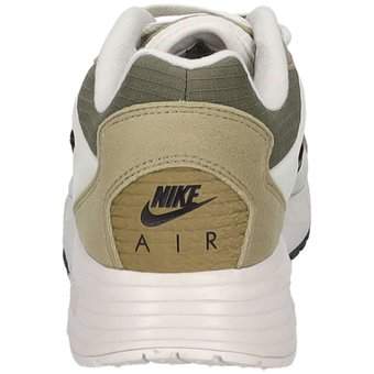 Nike Air Max Solo Sneaker in beige