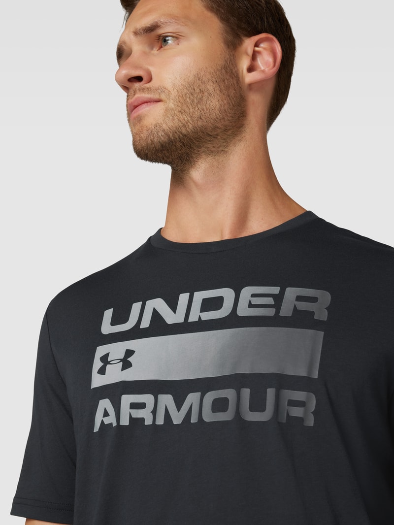 T-Shirt mit Label-Print in schwarz
