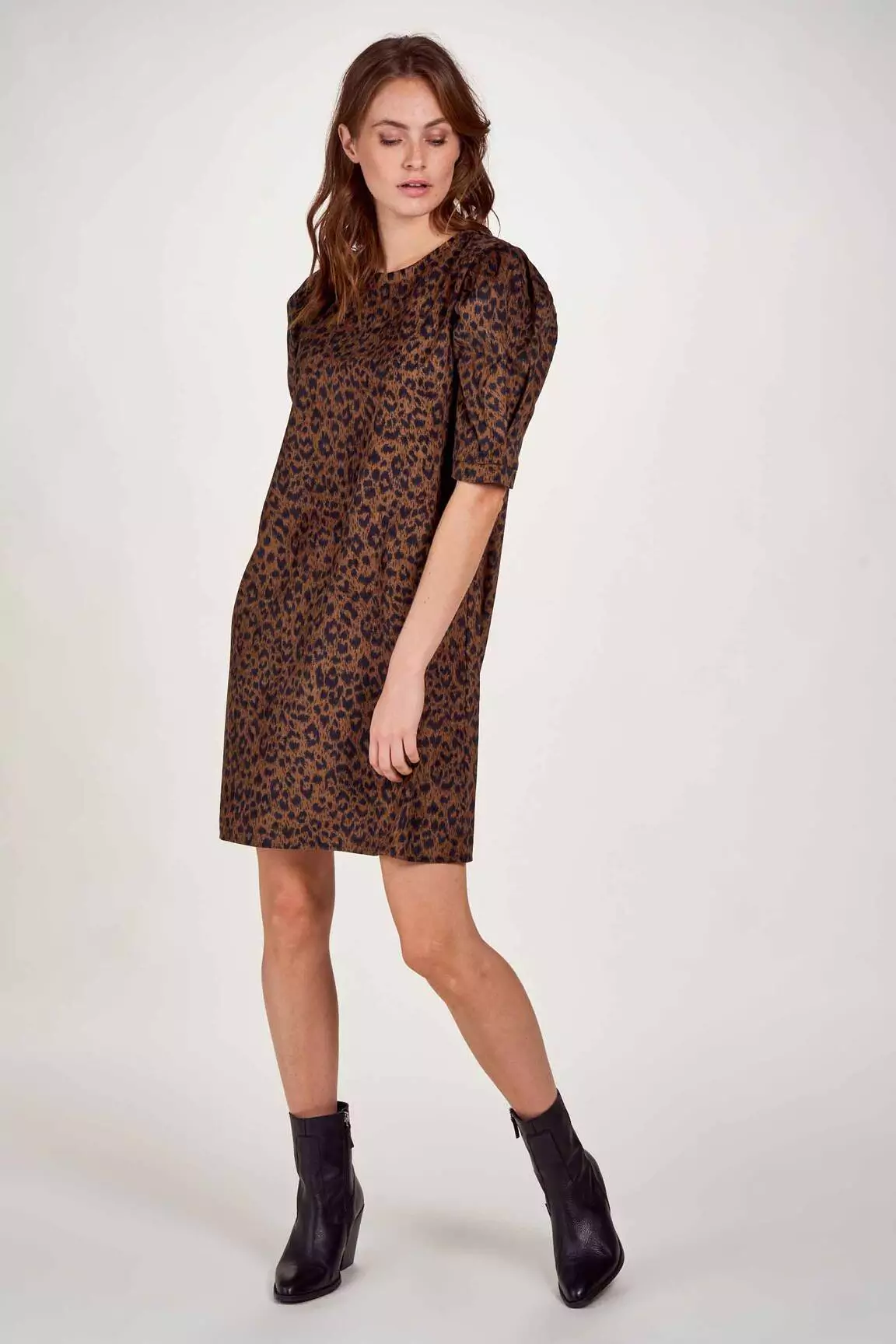 Molly Bracken Robes Courtes Femme couleur marron
