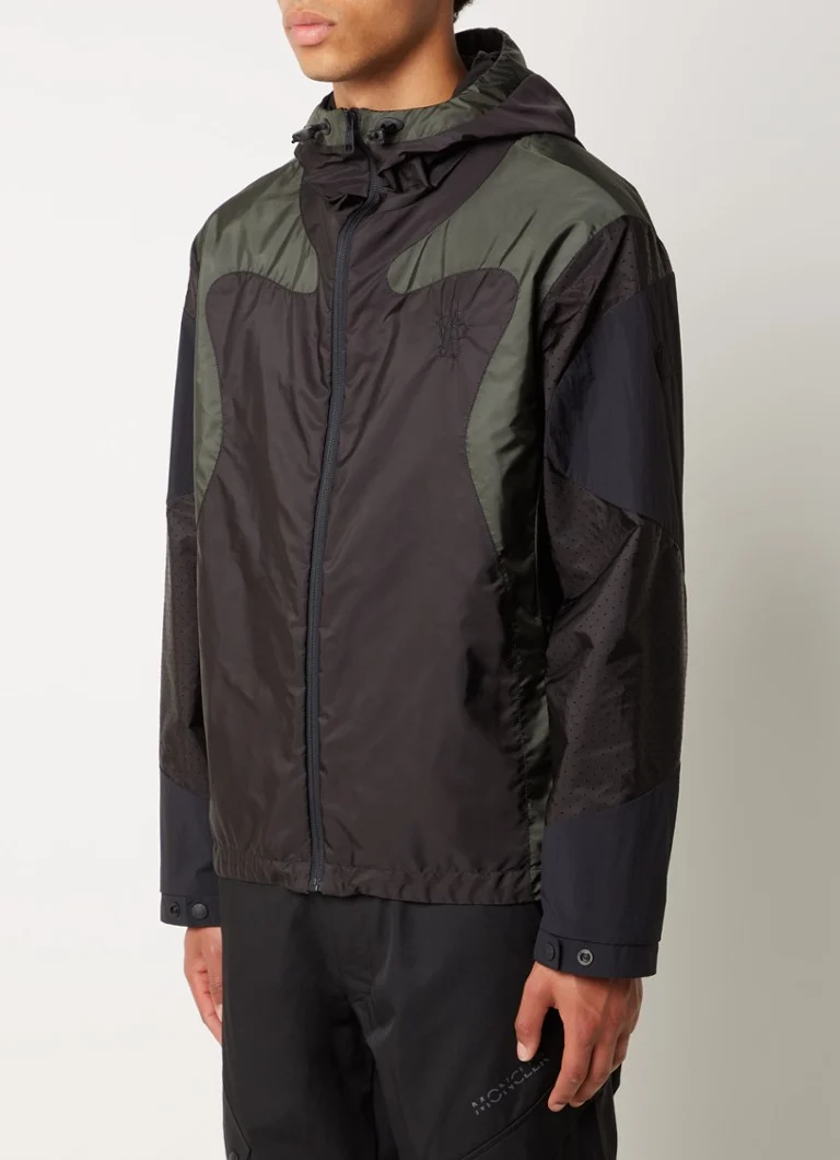 Giacca softshell Moncler Hague con tasche con zip e cappuccio
