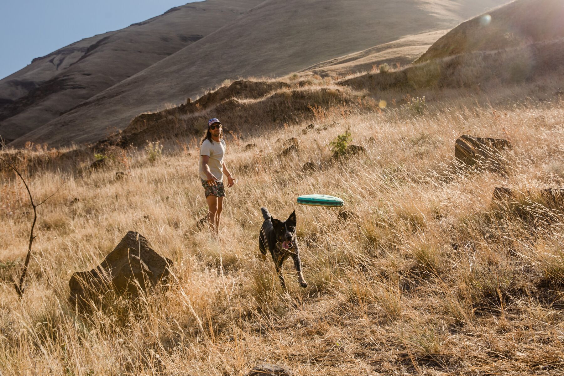 Ruffwear Frisbees & Wurfspielzeug Ruffwear Hover Craft™ Spielzeug orange
