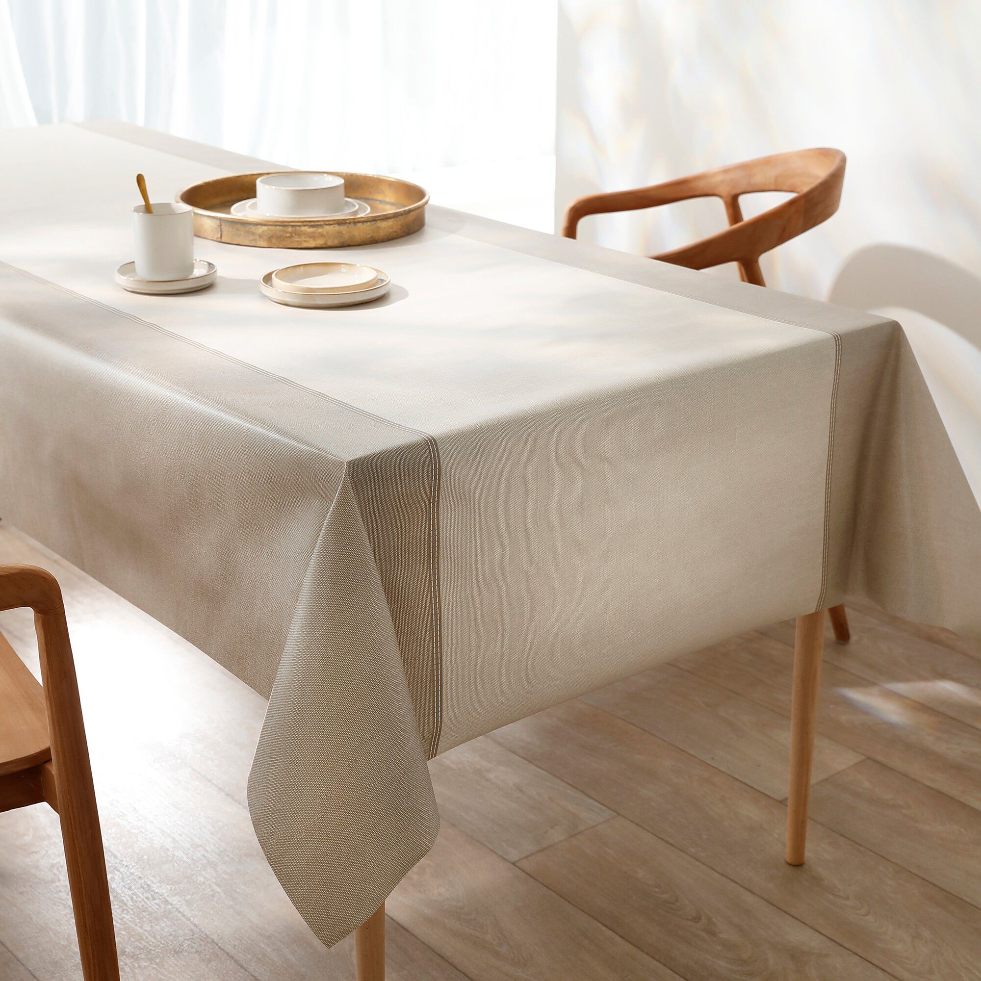 Nappe toile cirée imprimée faux-uni